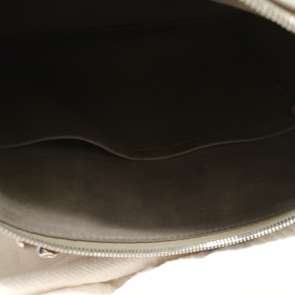 Authentic Louis Vuitton Porte-Documents Jour bag - Picture 14 of 16